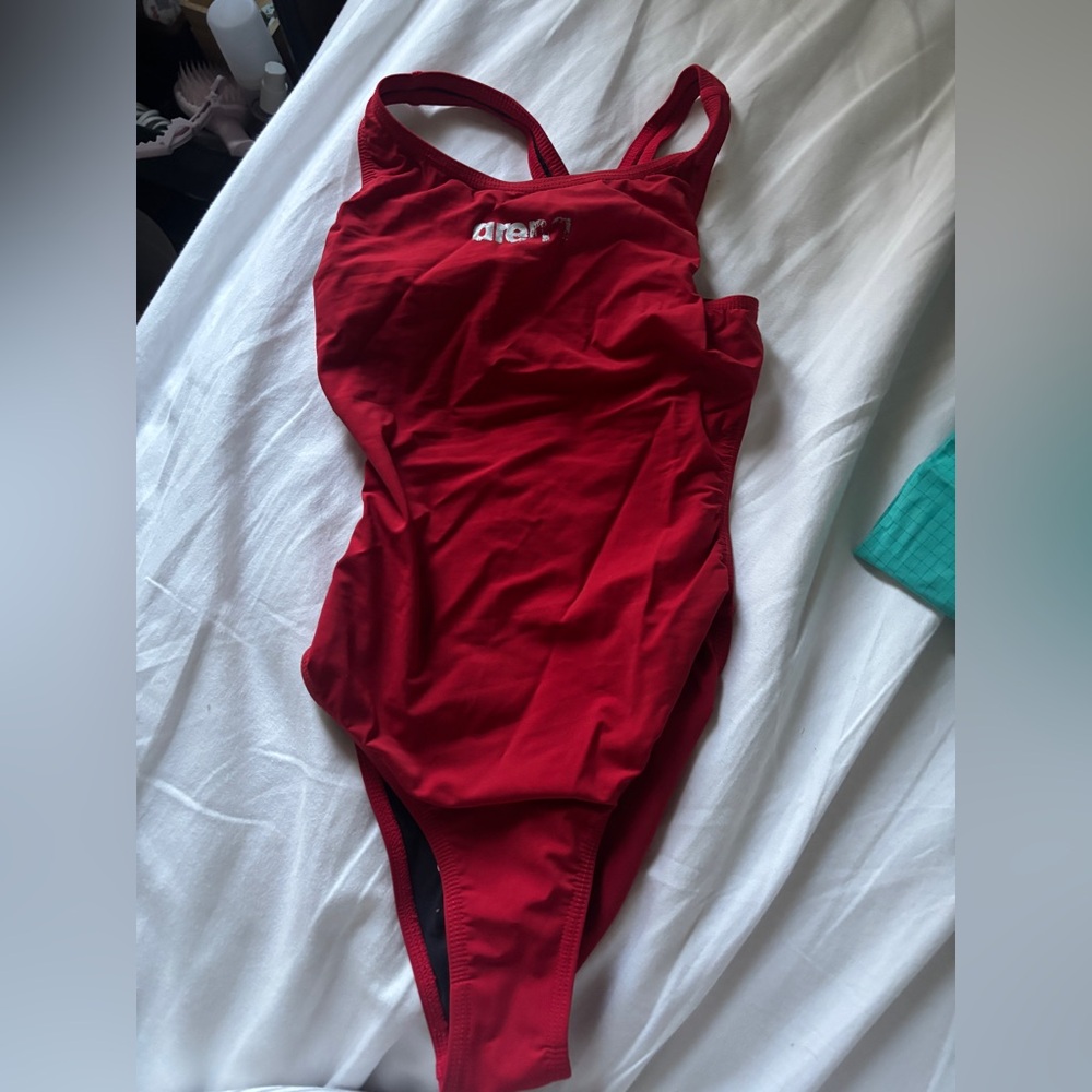 Size 24 Arena Tech Suit